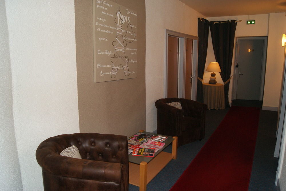 Contact Hotel Les Platanes Villeneuve Sur Lot Centre Екстер'єр фото